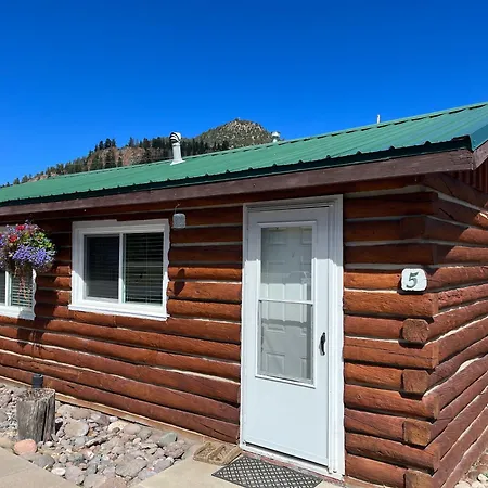 Cozy Cabin #5 At Aspen Ridge Cabins